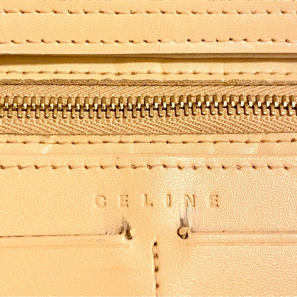 CELINE CROSSBODY WALLET ❤️ - Picture 3 of 10